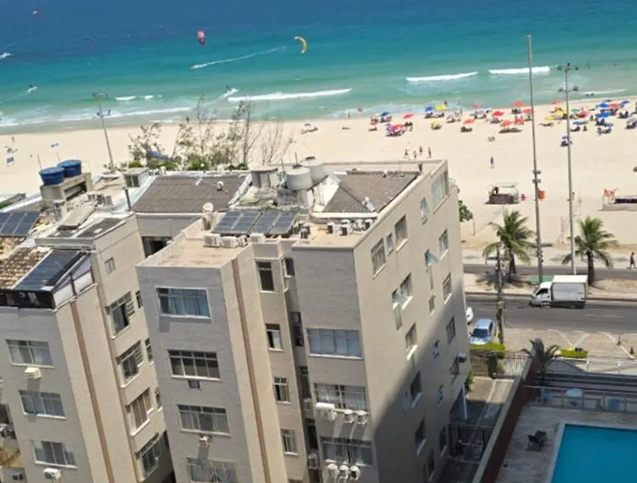 Beira Mar Vísta Praia e montanha-1